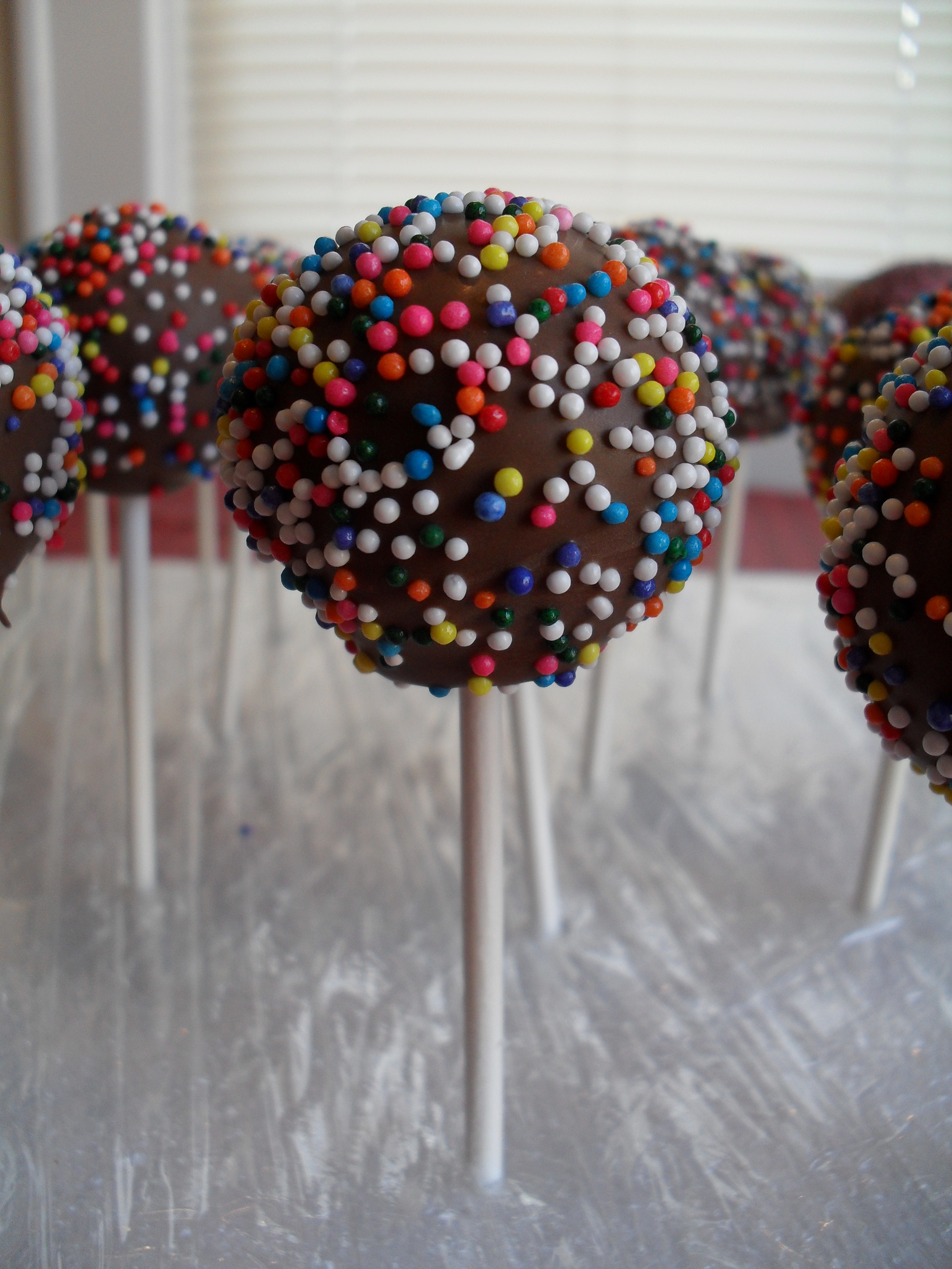 bake delicious cake pops instructions